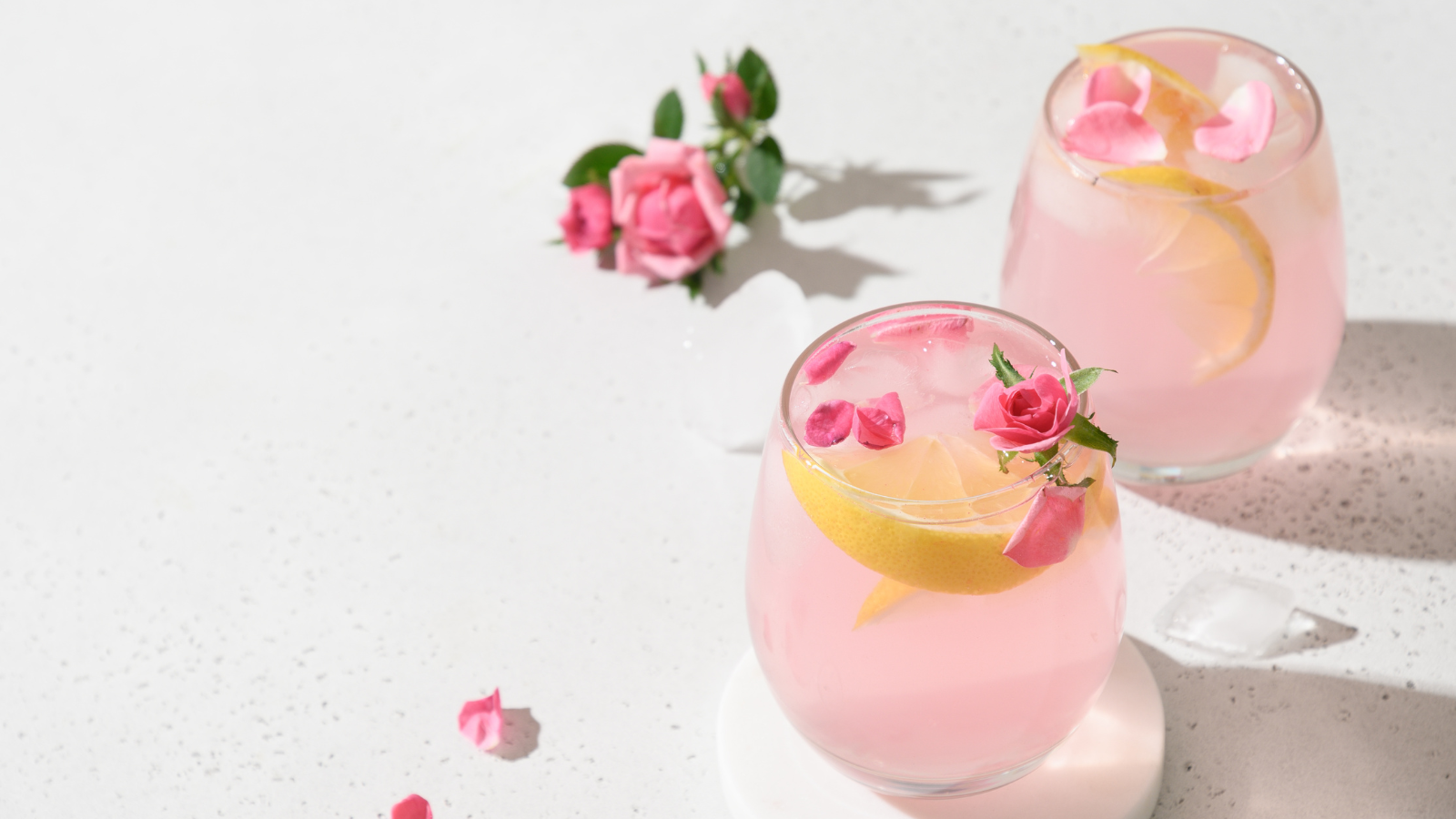 Deshalb ist Naturmedin Rosenwasser naturtrüb und nicht klar